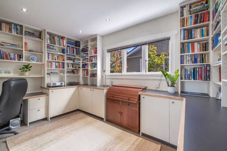 Photo of property in 110 Glandovey Road, Strowan, Christchurch, 8052