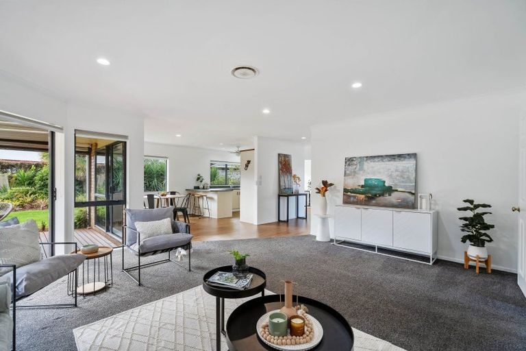 Photo of property in 8 Maddendale Place, Maungakaramea, Whangarei, 0178