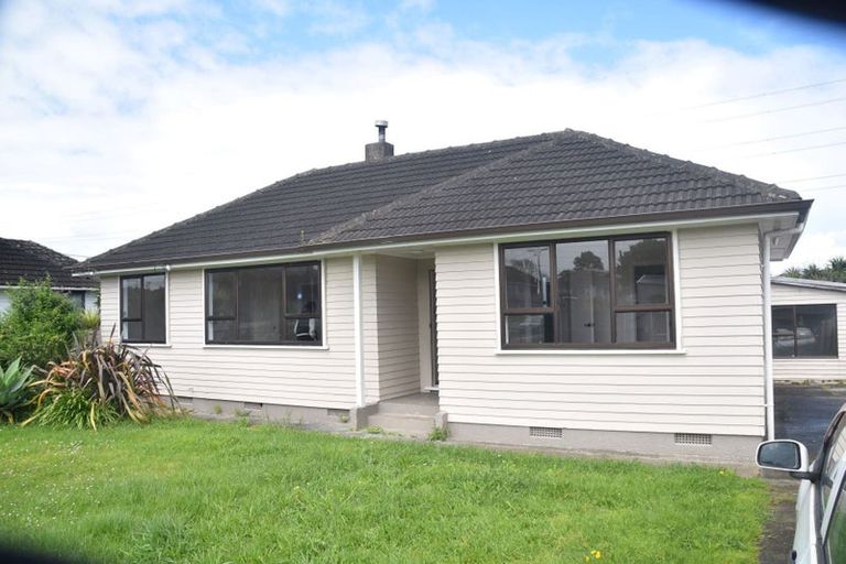 Photo of property in 14 Fisher Crescent, Otara, Auckland, 2023