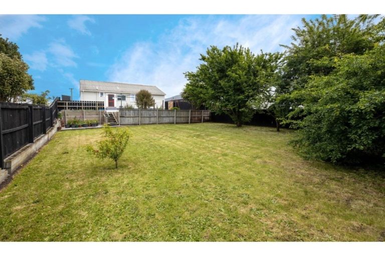 Photo of property in 39 Rowan Avenue, Aranui, Christchurch, 8061