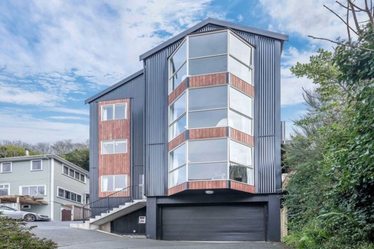 Photo of property in 1/14c Glenmore Street, Thorndon, Wellington, 6011