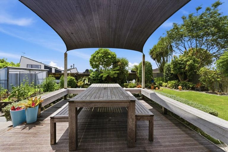 Photo of property in 25 Hookey Drive, Te Puke, 3119