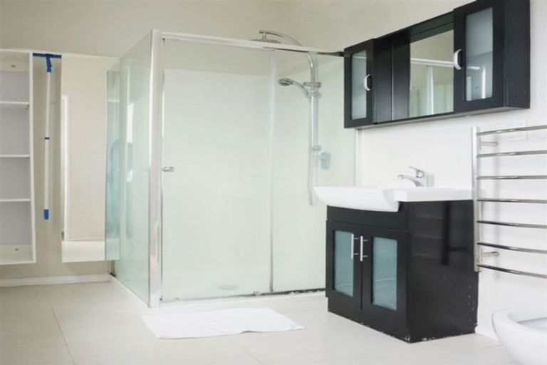 Photo of property in 99 Albionvale Road, Glen Eden, Auckland, 0602