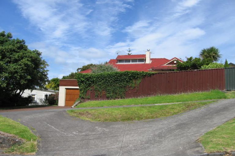 Photo of property in 10 Park Rise, Campbells Bay, Auckland, 0630