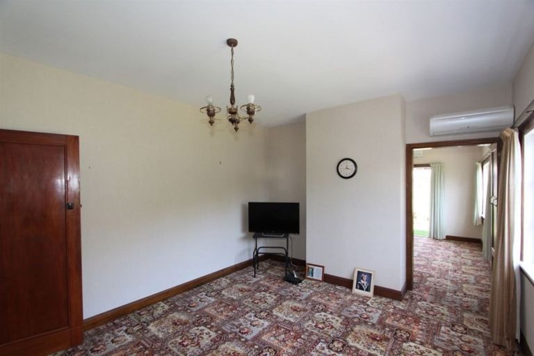 Photo of property in 39 Augusta Street, Redcliffs, Christchurch, 8081