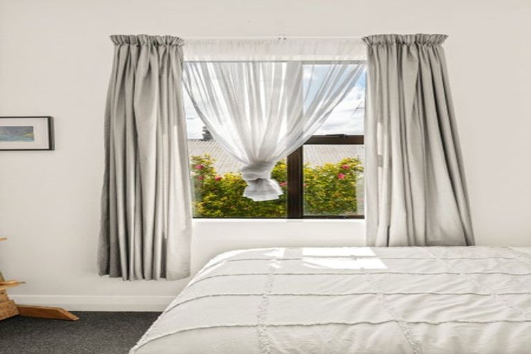 Photo of property in 23 Clyde Street, Kinmont Park, Mosgiel, 9024