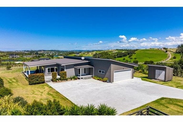Photo of property in 2 Sanctuary Lane, Mangawhai, 0573