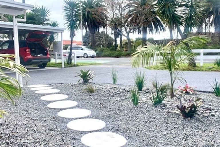 Photo of property in 502a Te Atatu Road, Te Atatu Peninsula, Auckland, 0610