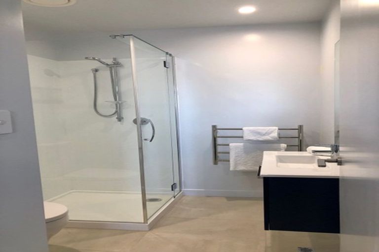 Photo of property in Frank Sargeson Apts, 206/74 Anzac Street, Takapuna, Auckland, 0622