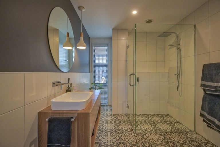 Photo of property in 35 Roche Street, Wanaka, 9305