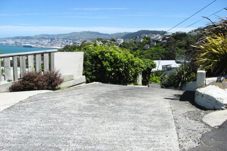 Photo of property in 165 Onslow Road, Khandallah, Wellington, 6035