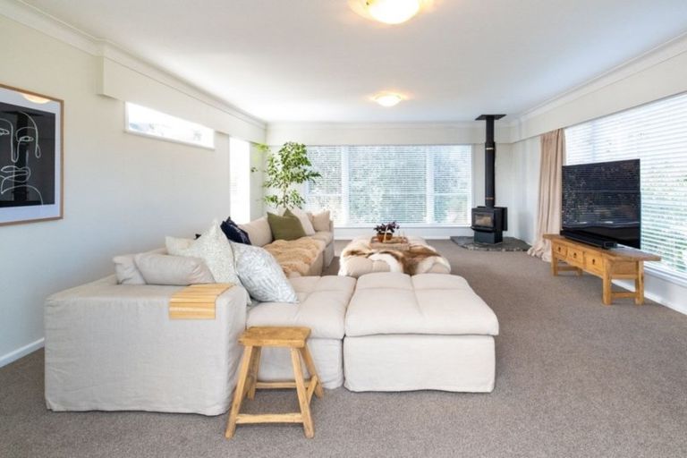 Photo of property in 2 Lovat Street, Havelock North, 4130