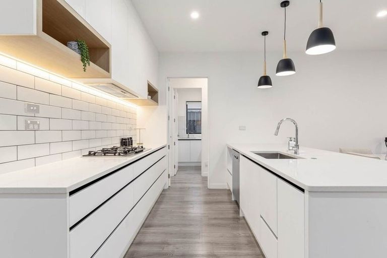 Photo of property in 4 Puruatanga Drive, Flat Bush, Auckland, 2019