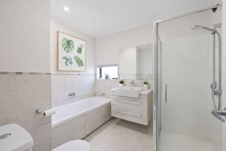 Photo of property in 10 Kamana Road, Flat Bush, Auckland, 2019