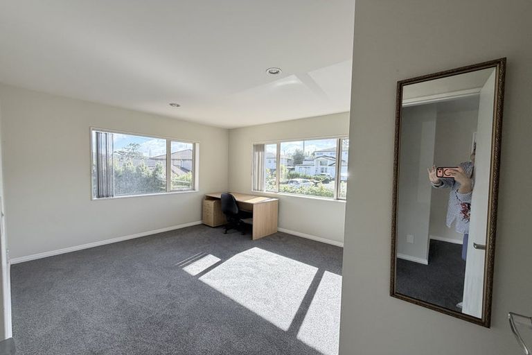 Photo of property in 76 Laurel Oak Drive, Schnapper Rock, Auckland, 0632