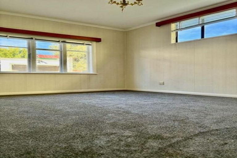 Photo of property in 102 Constable Street, Newtown, Wellington, 6021