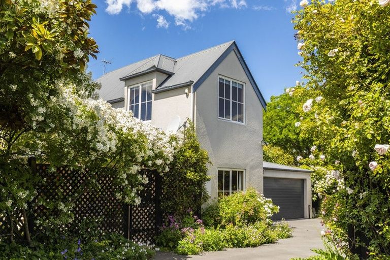 Photo of property in 1/26 Strowan Road, Strowan, Christchurch, 8052