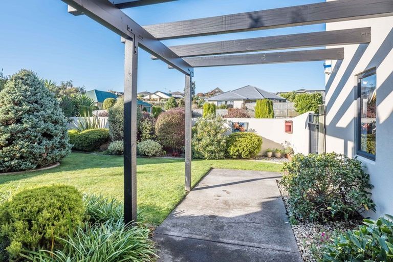 Photo of property in 88 Realm Drive, Paraparaumu, 5032