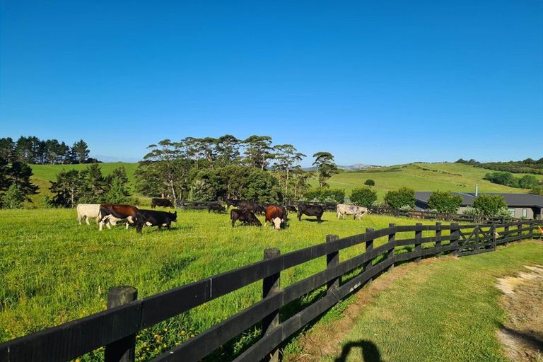 Photo of property in 412e Redcliffs Road, Kerikeri, 0294