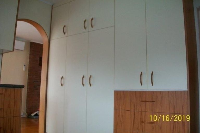 Photo of property in 228 Forrest Hill Road, Forrest Hill, Auckland, 0620