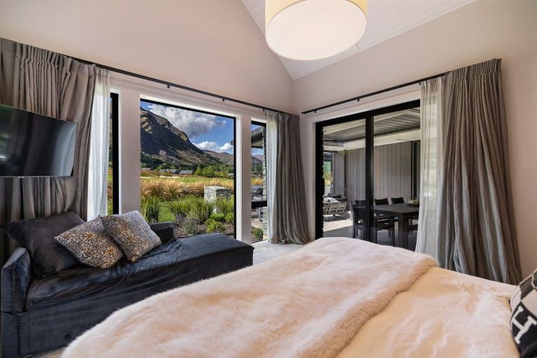 Photo of property in Millbrook Resort, 4 Dalgleish Lane, Arrowtown, 9371