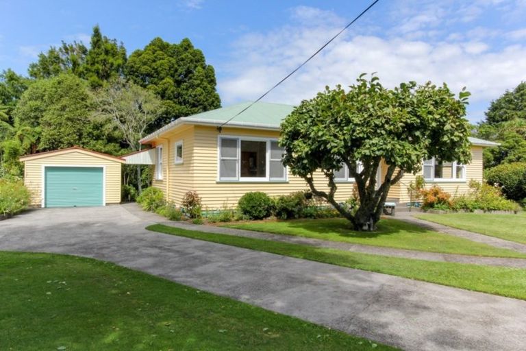 Photo of property in 114b Govett Avenue, Frankleigh Park, New Plymouth, 4310