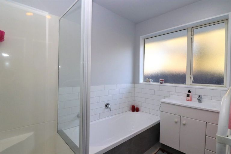 Photo of property in 18 Broad Street, Southbridge, 7602