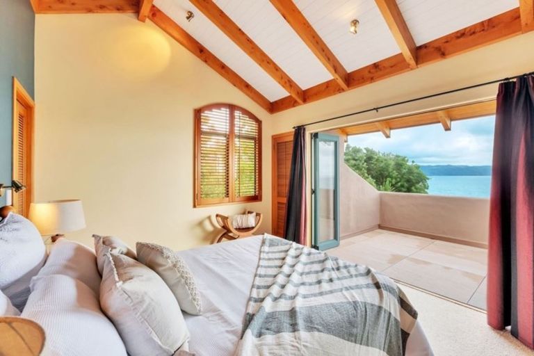 Photo of property in 14 Oceana Heights, Tairua, 3508