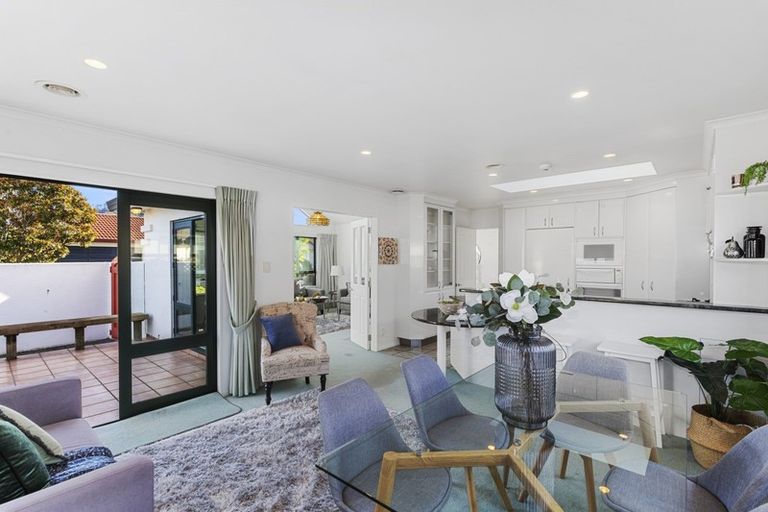 Photo of property in 3 Mabey Road, Avalon, Lower Hutt, 5011