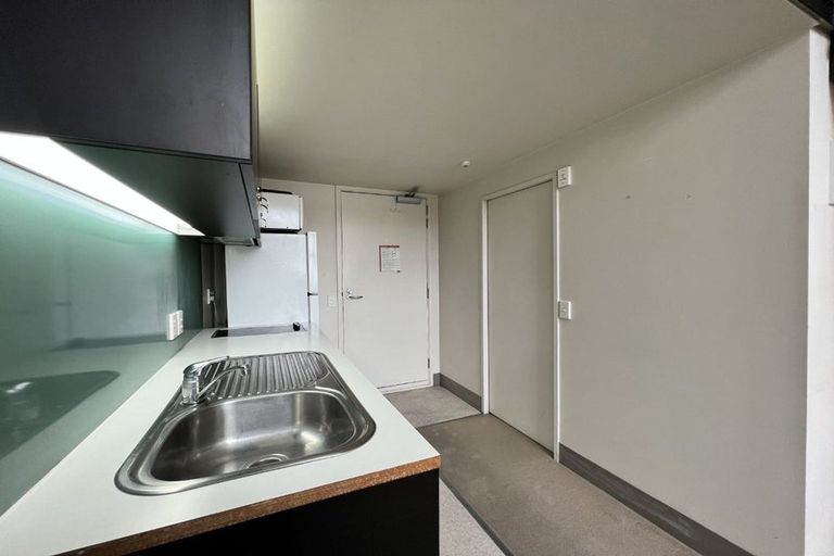Photo of property in Urbane Apartments, 50/29 Webb Street, Mount Cook, Wellington, 6011