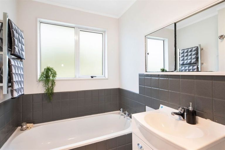 Photo of property in 71a Clifford Road, Johnsonville, Wellington, 6037