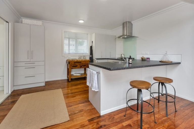 Photo of property in 125 Marsden Point Road, Ruakaka, 0116