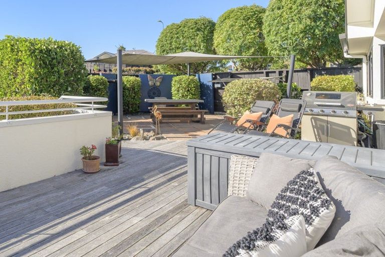 Photo of property in 29 Downing Place, Welcome Bay, Tauranga, 3112
