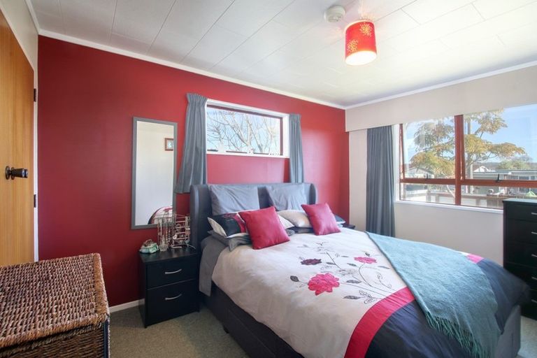 Photo of property in 21 Freyberg Avenue, Tamatea, Napier, 4112