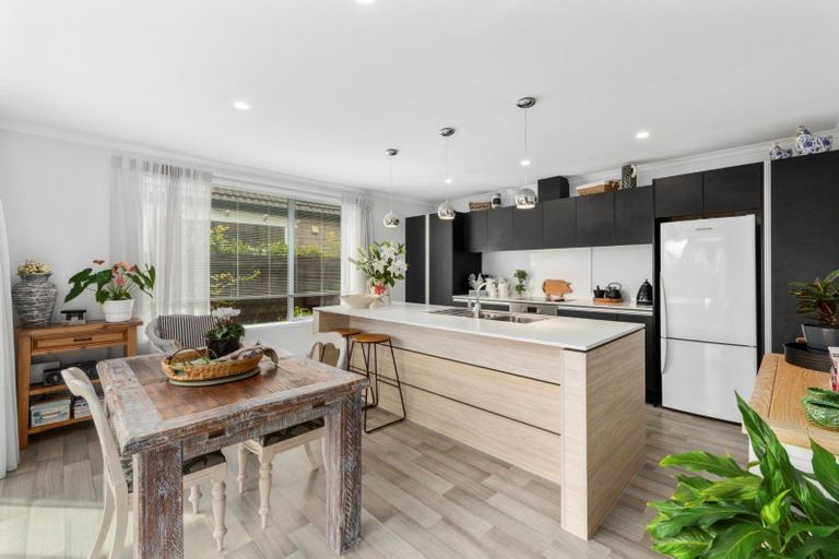 Photo of property in 11 Capstan Close, Pyes Pa, Tauranga, 3112