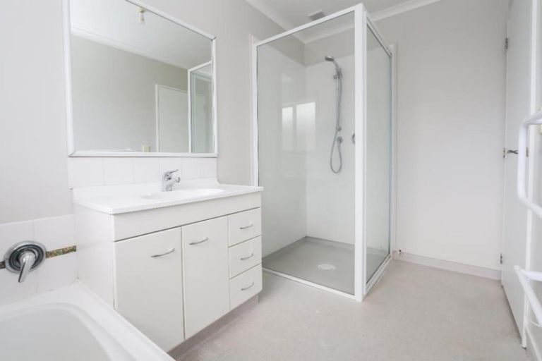 Photo of property in 183 Old Farm Road, Hamilton East, Hamilton, 3216