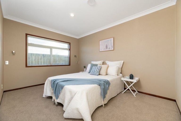 Photo of property in 25 Rosberg Place, Mount Maunganui, 3116