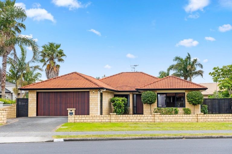 Photo of property in 22 Tuihana Drive, Papamoa Beach, Papamoa, 3118