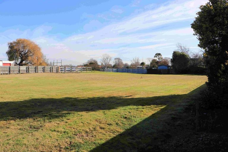Photo of property in 179 Wainoni Road, Avondale, Christchurch, 8061