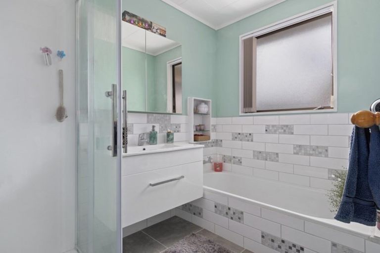 Photo of property in 131 Windermere Drive, Poike, Tauranga, 3112