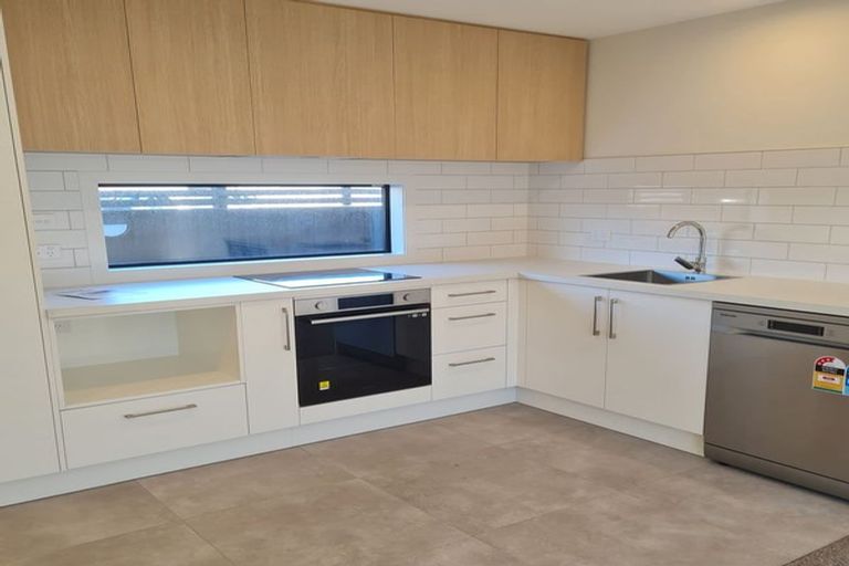 Photo of property in 3/89 Avalon Street, Richmond, Christchurch, 8013