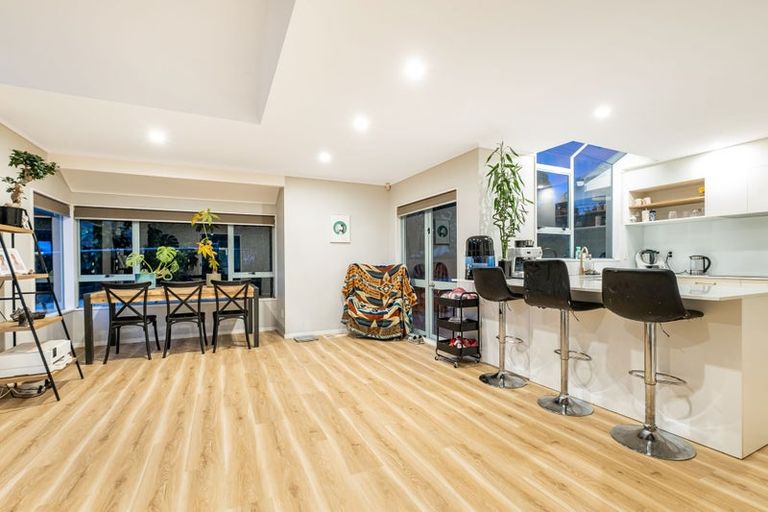 Photo of property in 10 Portage Place, Whitby, Porirua, 5024