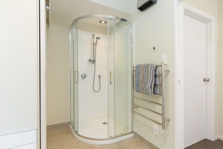 Photo of property in 1 Amelia Crescent, Waikawa, Picton, 7220