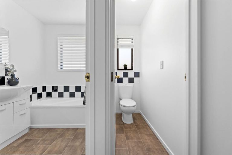 Photo of property in 10 Glenconnor Place, Burwood, Christchurch, 8083