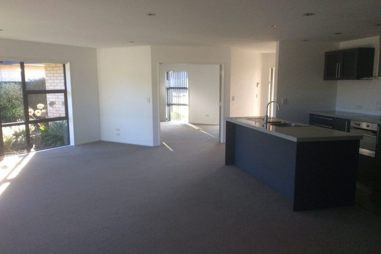 Photo of property in 87 Acacia Avenue, Rangiora, 7400