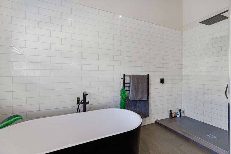 Photo of property in 4 Bridle Way, Hunua, Papakura, 2583