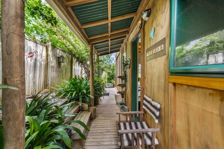 Photo of property in 15 Lavinia Place, Kawau Island, 0920