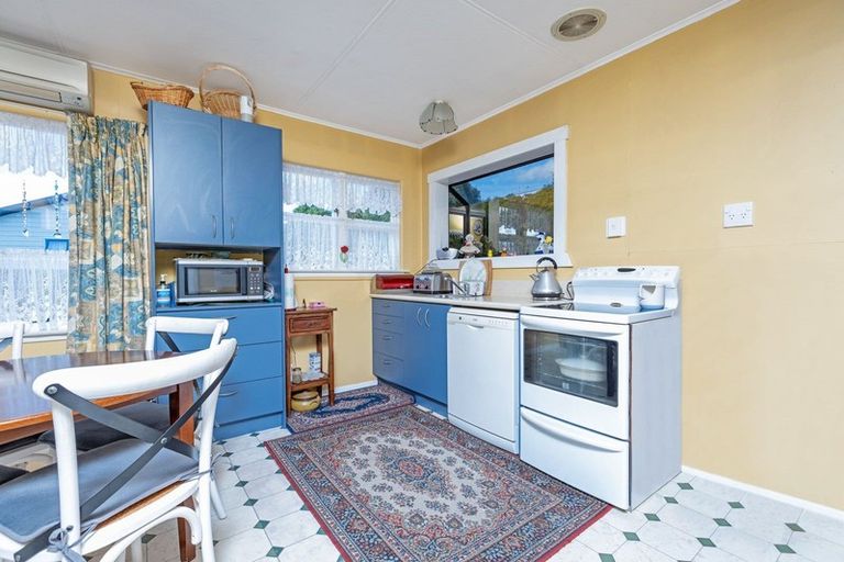 Photo of property in 455 High Street South, Carterton, 5713