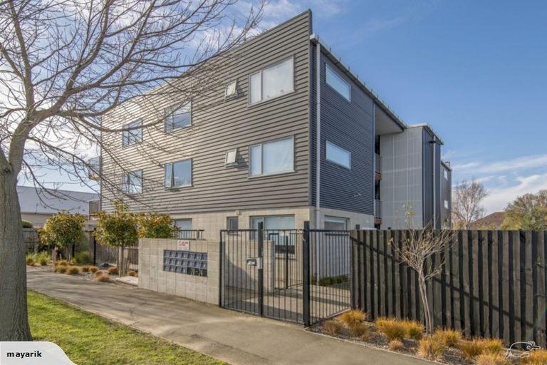 Photo of property in 11/20 Stanmore Road, Phillipstown, Christchurch, 8011