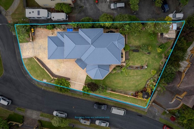 Photo of property in 19 Belleaire Court, West Harbour, Auckland, 0618